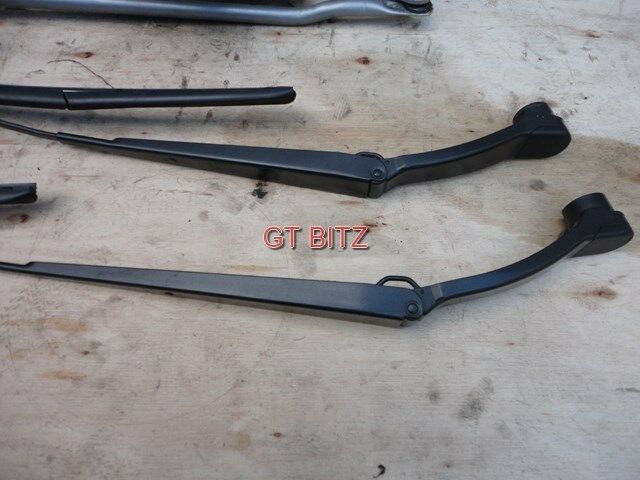 NEW Subaru Legacy Outback 2010 - 2013 LHD Front Windscreen Wipers & Motor