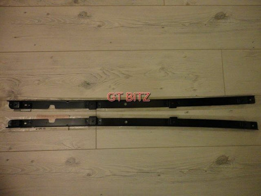 2x NEW Nissan Skyline GTR R34 Front Wing Fender Retainer Support Bar Spacers