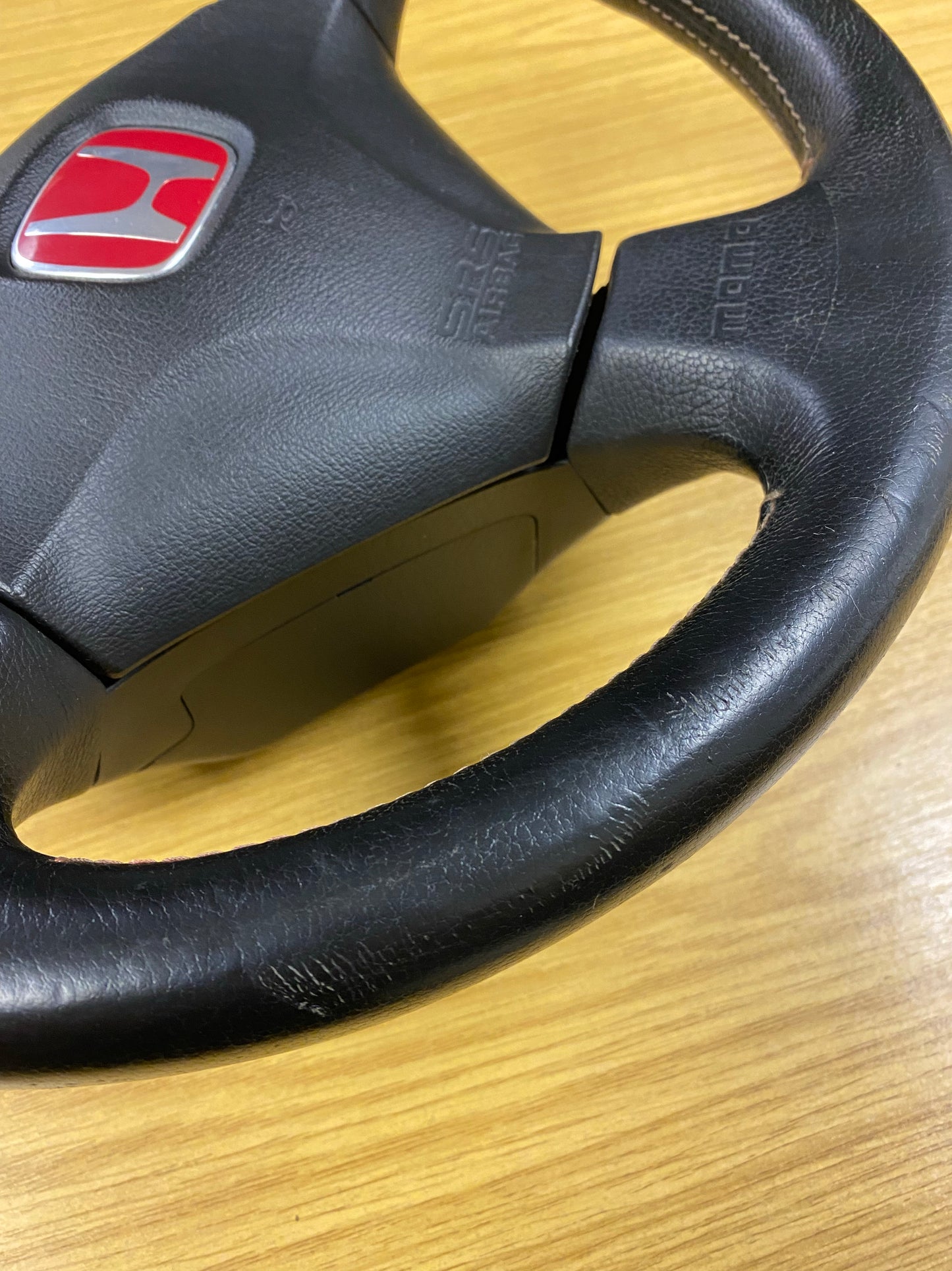 Honda Integra Type R DC5 Complete Steering Wheel MOMO UK PARTS