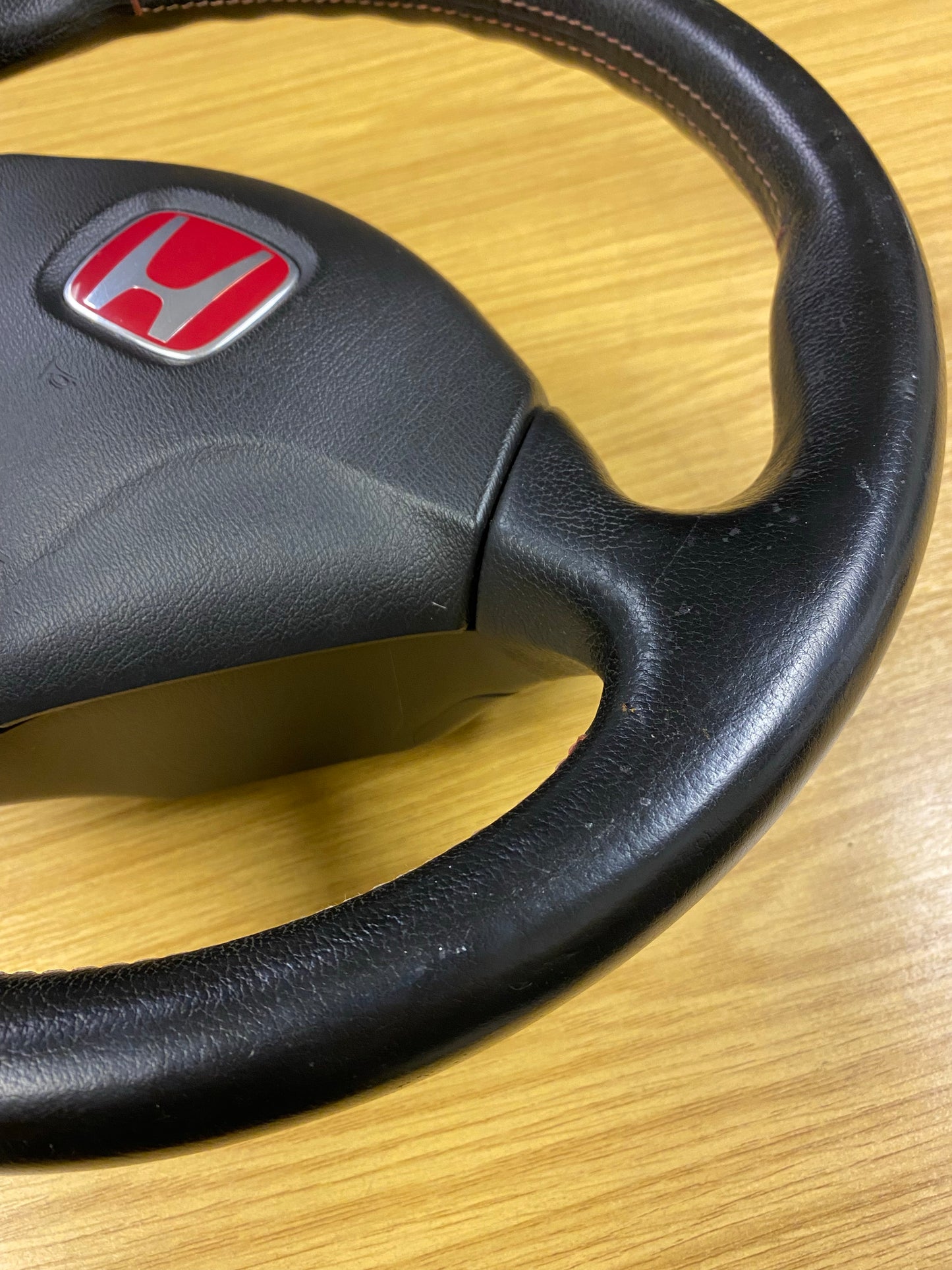 Honda Integra Type R DC5 Complete Steering Wheel MOMO UK PARTS