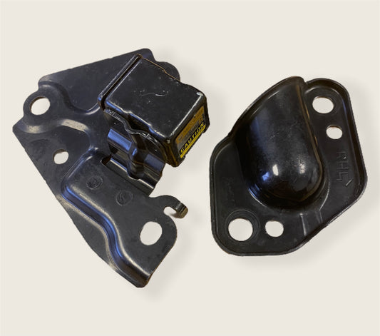 Subaru Impreza STI 8 Blobeye Front Right Airbag Air Bag Sensor W/ Bracket (1)