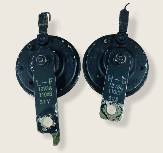 2x Genuine OEM Subaru Impreza WRX STI Ver 7 8 Horns Horn UK STOCK 02-05 (2)