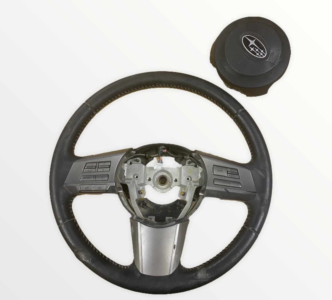 Subaru Outback Multi Function Manual Steering Wheel Spares/Repairs 10-14 UK