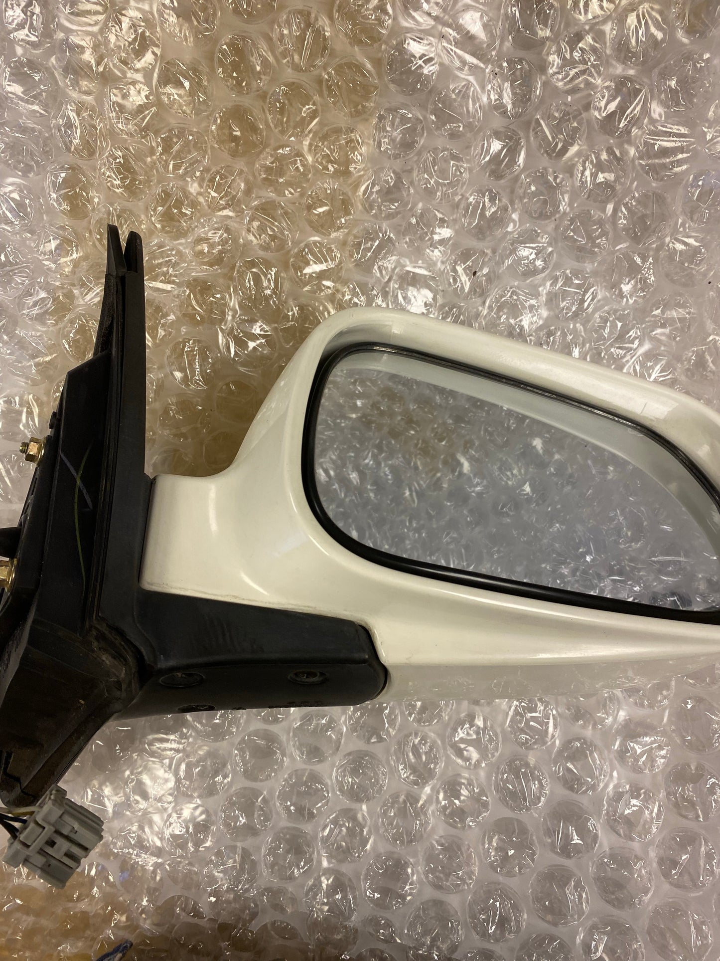 Honda Integra DC5 Right Driver Door Wing Side Mirror RHS White Damaged Cover