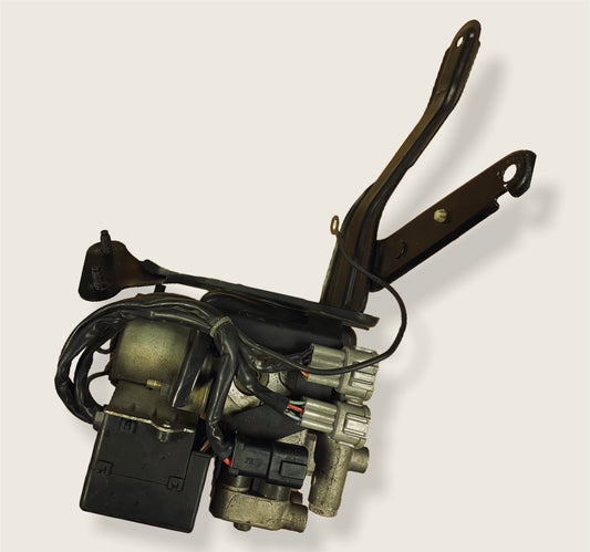 Nissan Skyline GTR R33 BCNR33 ABS Pump Unit Assembly W/ Bracket 95-98