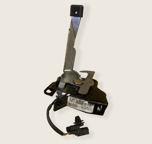 Honda Civic MK8 N22A Bonnet Latch Catch Mechanism Assembly Unit 06-10